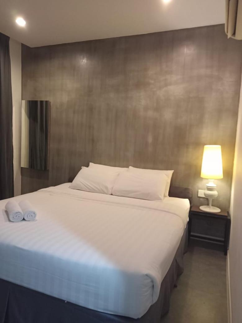 ที+ โฮเต็ล สุไหงโกรก Hotel อลอร์สตาร์ ภายนอก รูปภาพ