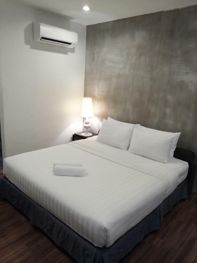 ที+ โฮเต็ล สุไหงโกรก Hotel อลอร์สตาร์ ภายนอก รูปภาพ